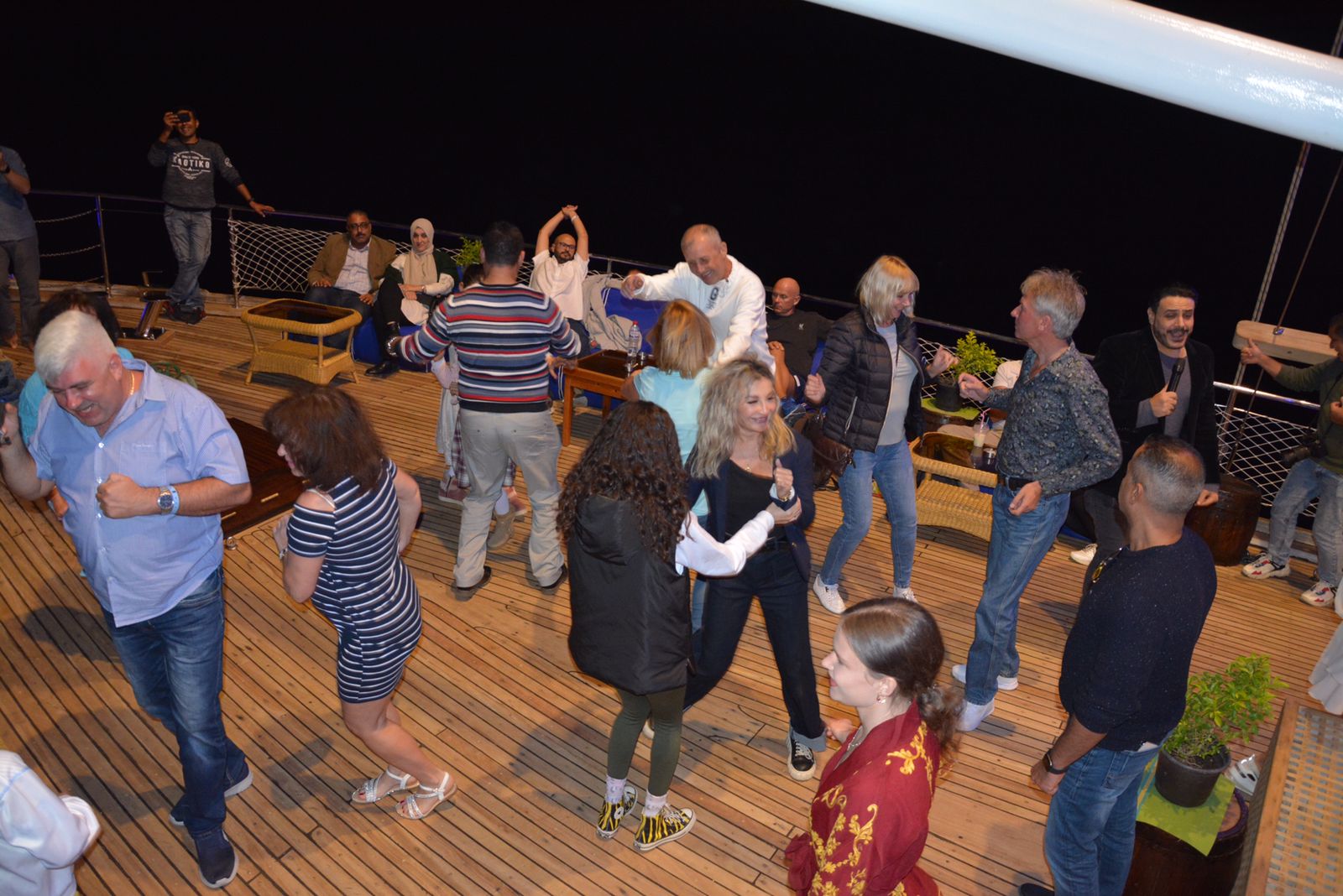 2Luksusowy Rejs Kolacyjny Żaglowcem Pirackim Sina Dream w Szarm el-Szejk