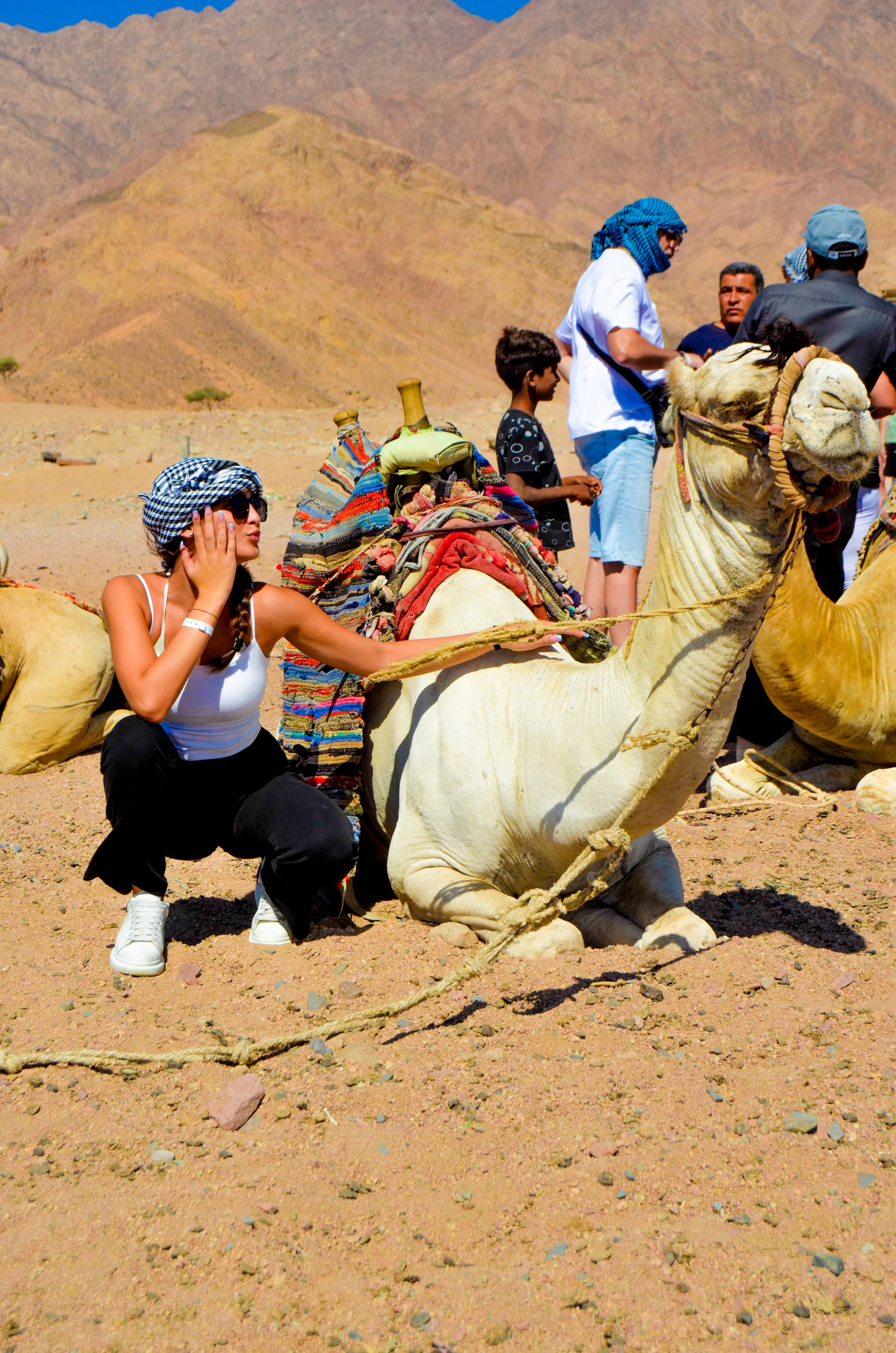 11Jeep Safari ile Renkli Kanyon (Salama) ve Dahab'da Şnorkelli Yüzme | En İyi 4x4 Günübirlik Gezi