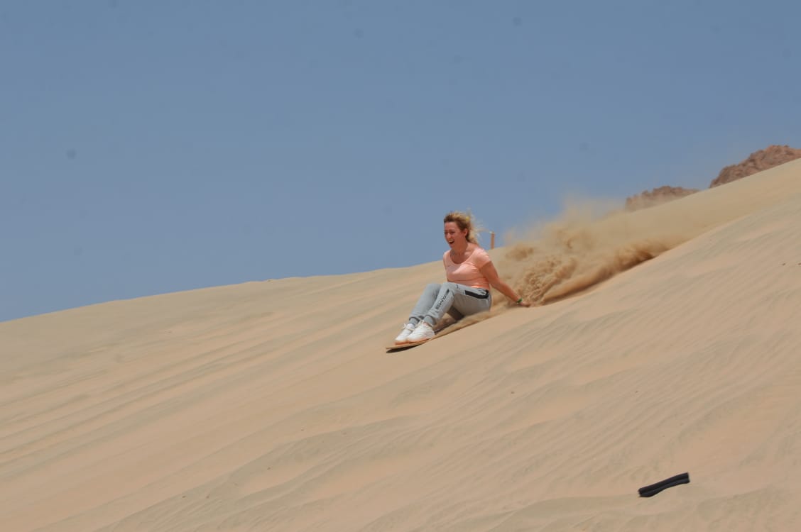 7VIP-Sonnenuntergang in einem Geländewagen in Sharm El Sheikh