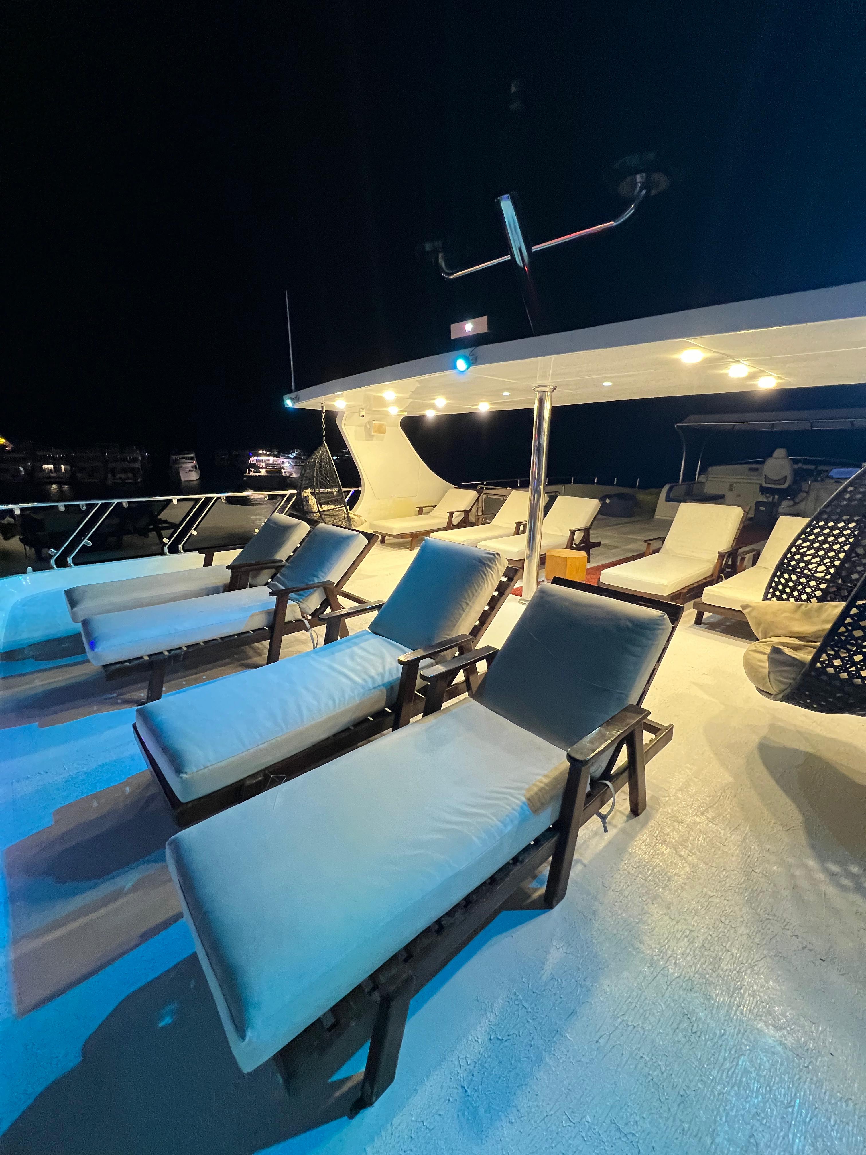 11Romantyczna kolacja na rejsie Mega A.Class Cruise