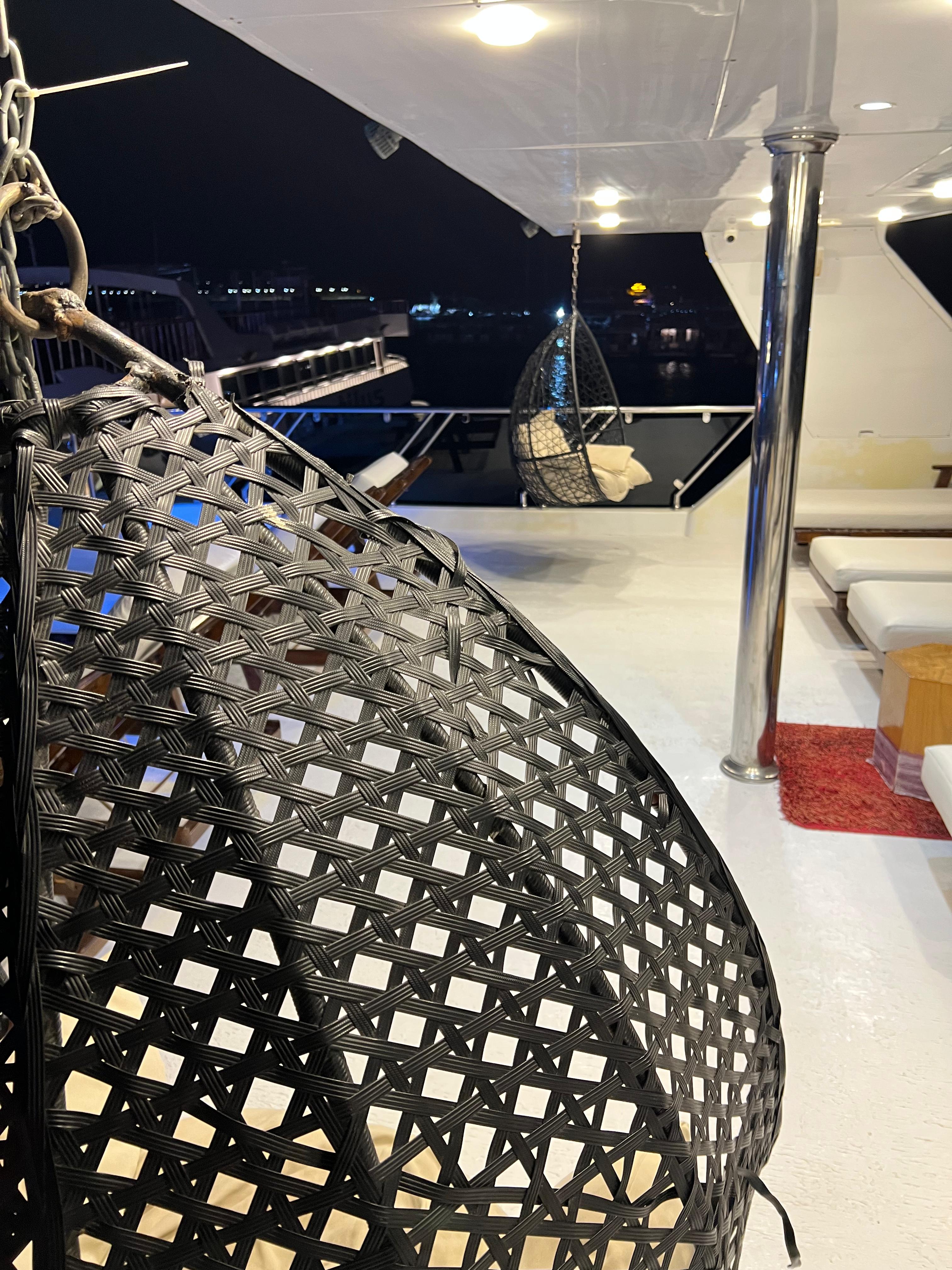 2Romantyczna kolacja na rejsie Mega A.Class Cruise