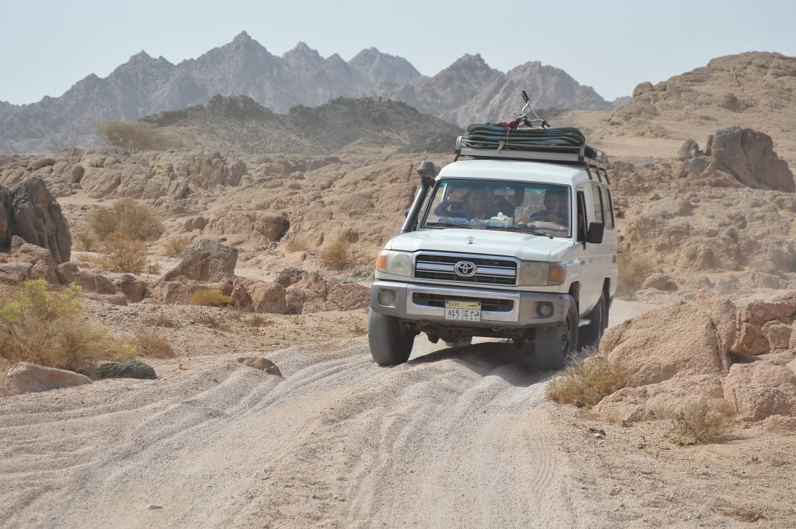 8VIP-Sonnenuntergang in einem Geländewagen in Sharm El Sheikh