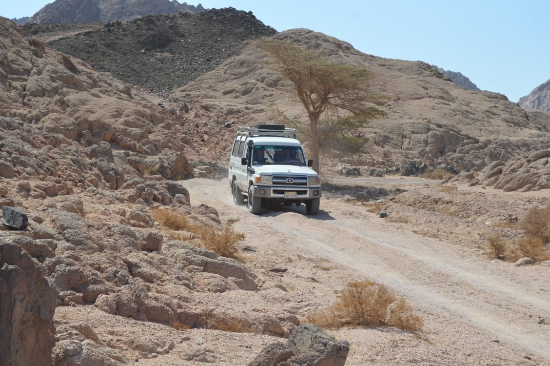 10VIP-Sonnenuntergang in einem Geländewagen in Sharm El Sheikh