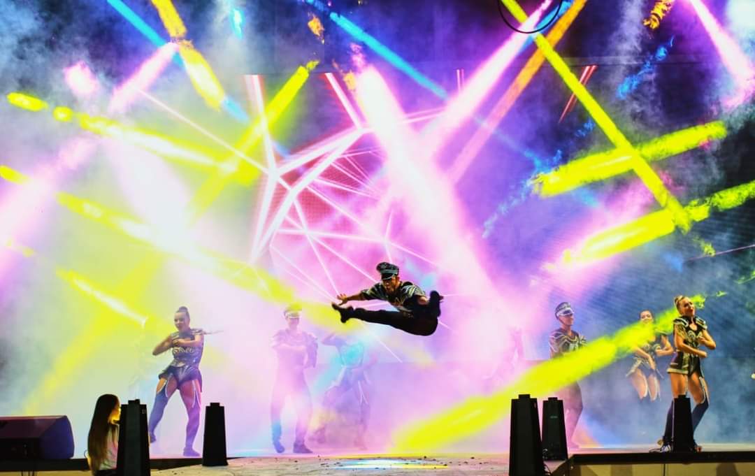 7Wieczorny pokaz Neverland w Szarm el-Szejk – Neverland Show & kolacja w Hurghadzie